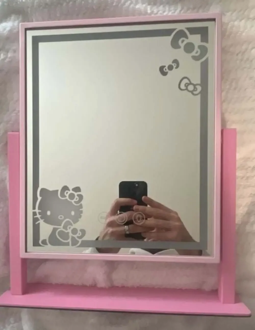 Impressions Vanity Co. Hello Kitty Pretty Pink Tri-Tone LED Makeup Mirror